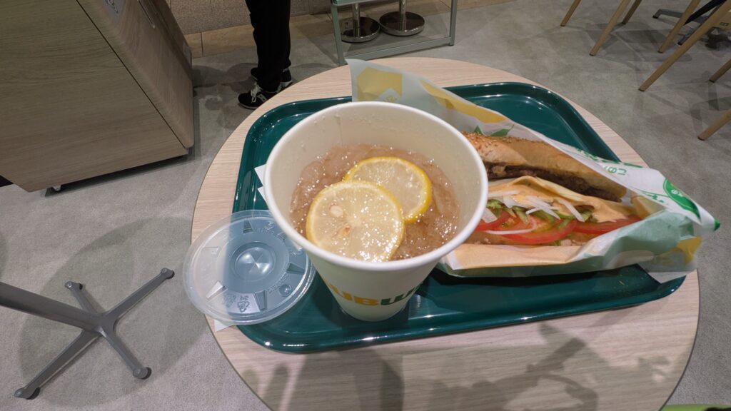 サブウェイのメキシカンミートタコス食べに行ってみた